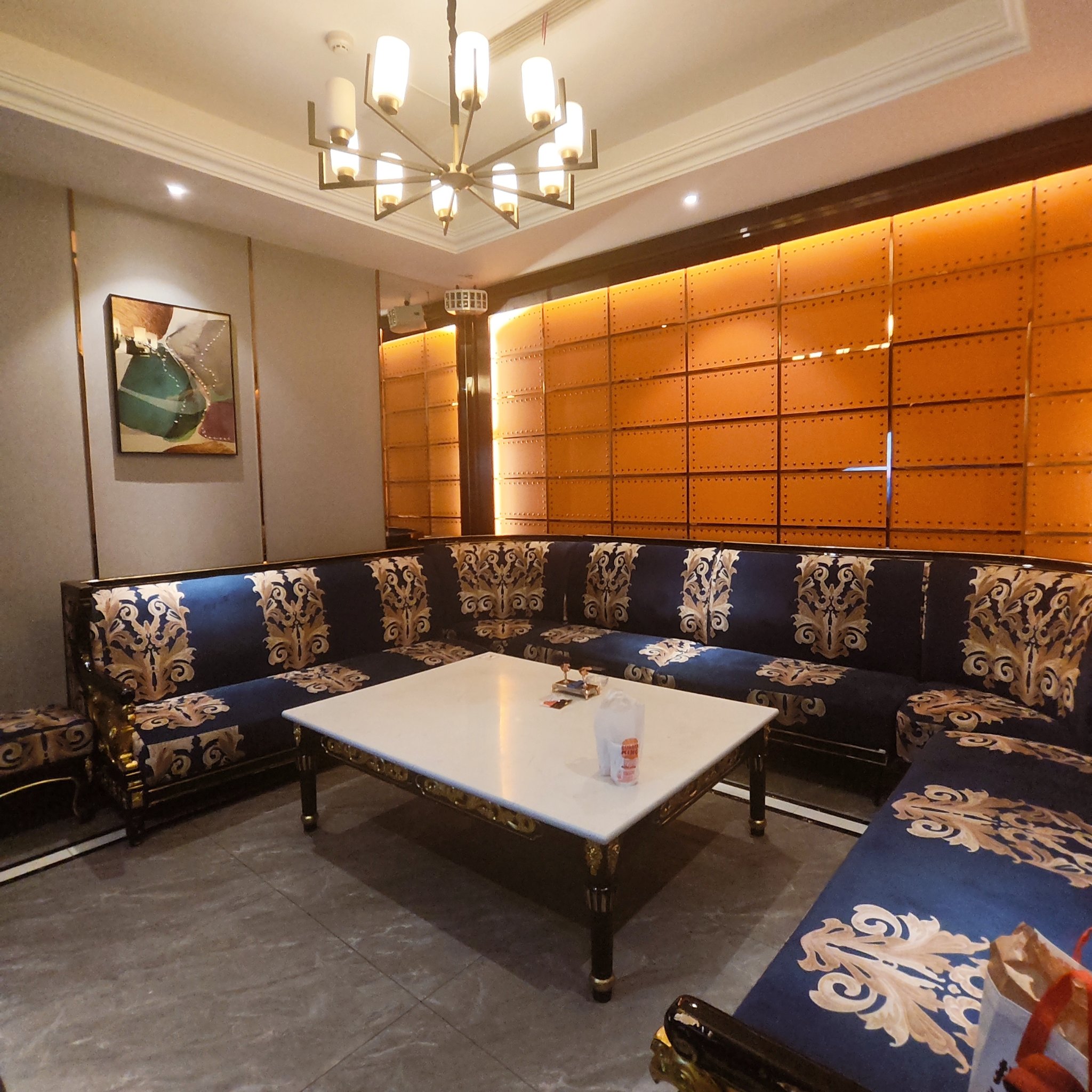 南阳商务ktv及商务ktv啥意思解析-邓州市ktv预定